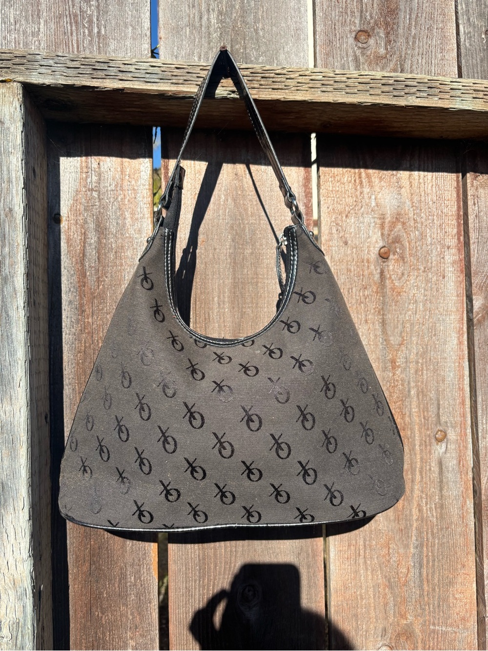 Purse - Picture 3 of 8